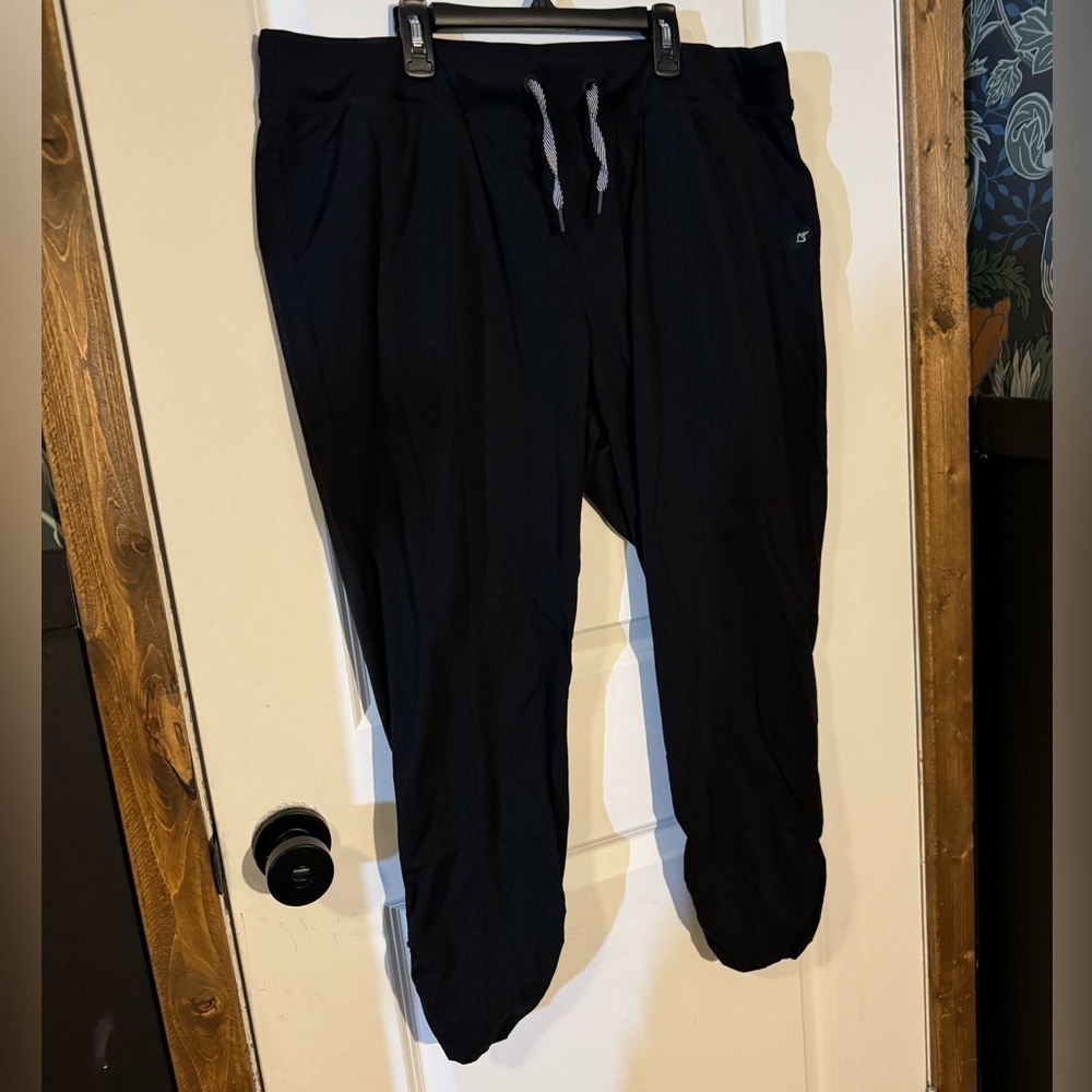 Torrid Happy Camper Size 2 joggers